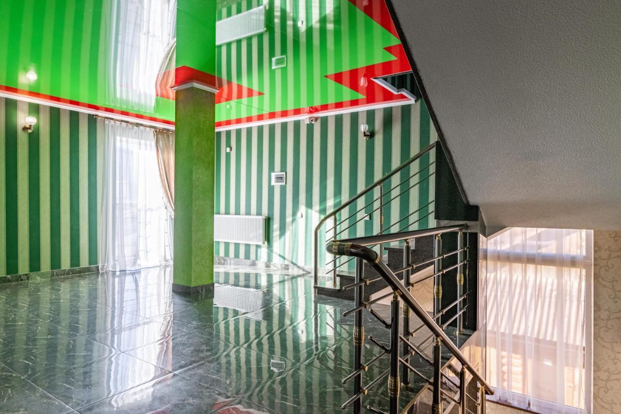 Zeleniy Bir Hotell Bukovel Eksteriør bilde